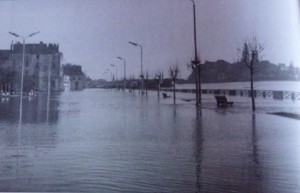 Chalon_inondation 1982. Chalon_inondation 1982.
