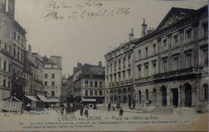 Chalon_place de l'Hôtel de Ville. 3